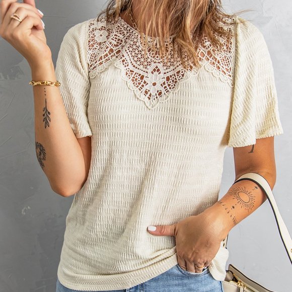 💥Host Pick💥 New Flutter Sleeve Top - Picture 2 of 6